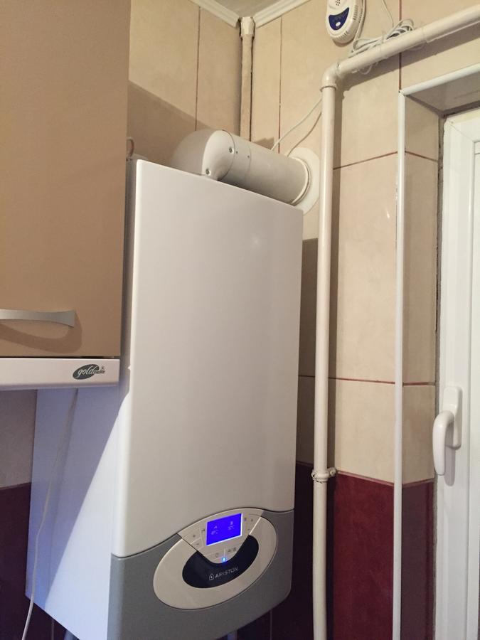 Confortable Cozy Apt Bucharest Luaran gambar